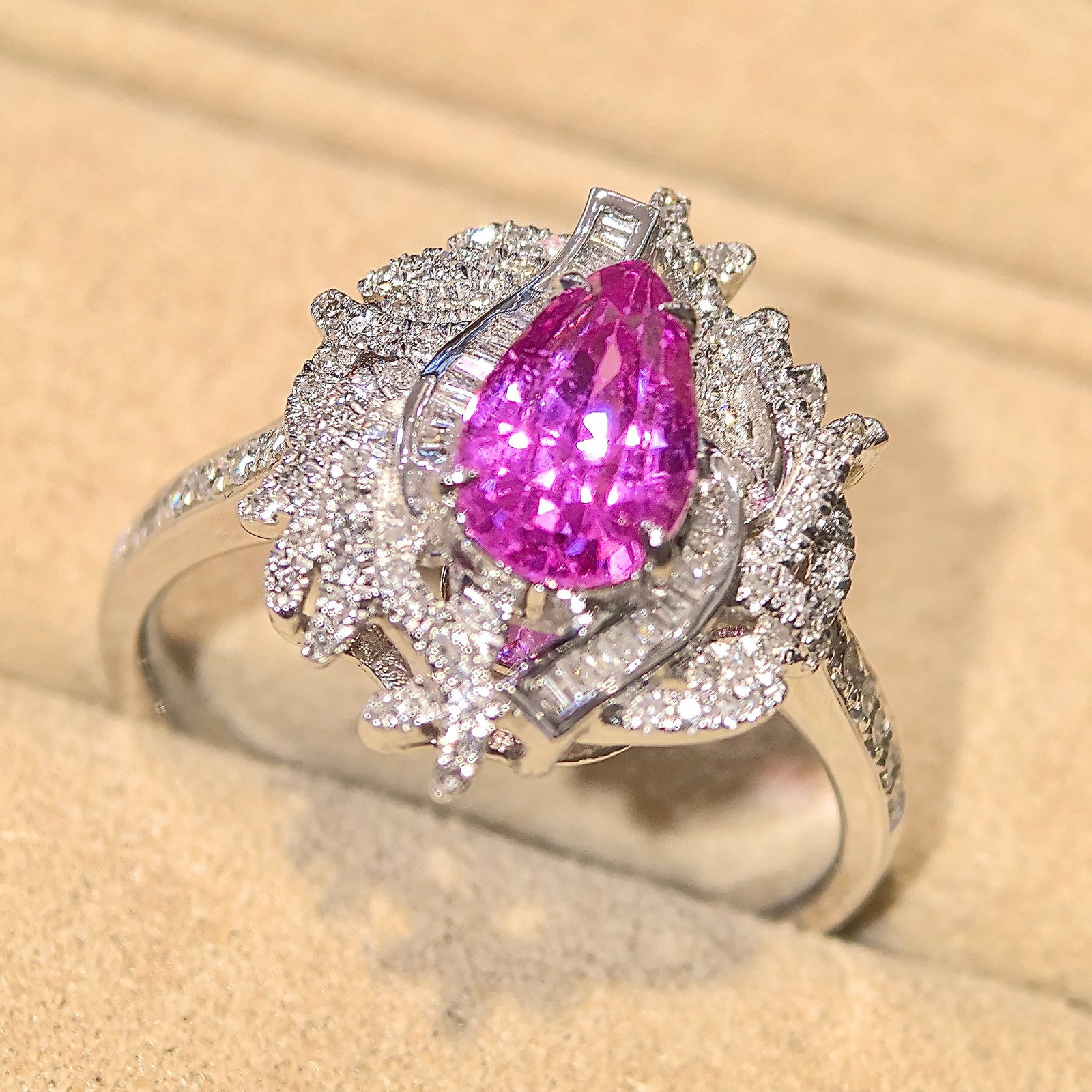 14k Gold 1.75 Ctw Natural Sapphire & Diamond Ring - 4