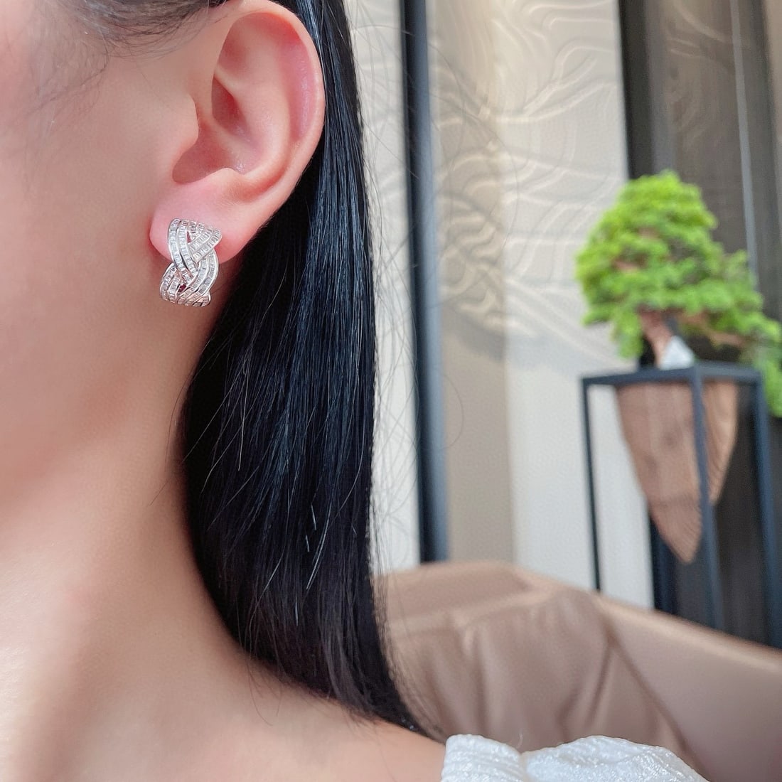 14k Gold 0.98 Ct Natural H Diamond Earrings - 4