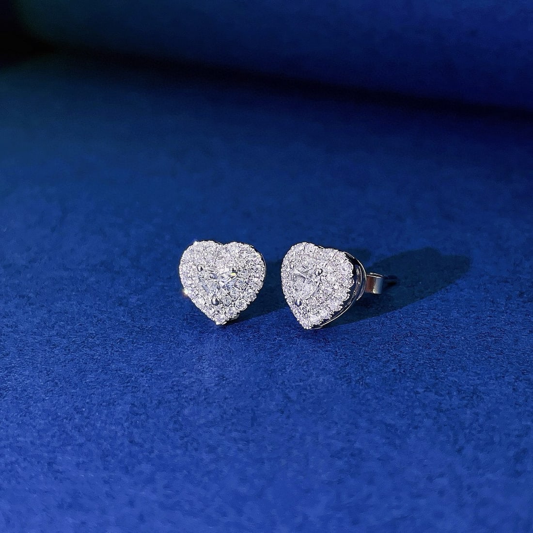14k Gold 0.56 Ctw Natural H Diamond Earrings - 2