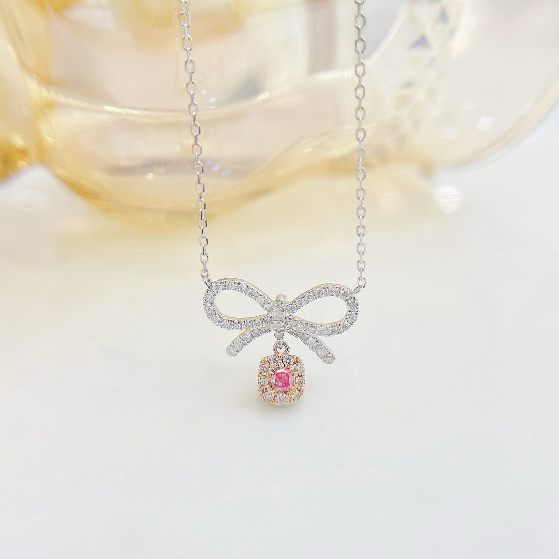 14k Gold 0.25 Ctw Natural Pink Diamond & Diamond Necklace: Ref:230991106 // gold content:14k gold // main gemstone:pink diamond // shape:cushion // carat weight:0. 09ct // color:pink // treatment:natural // // adjacent gemstone 2 : diamond // shape:round //