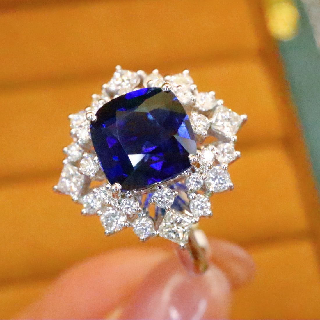 14k Gold 3.80 Ctw Natural Sapphire & Diamond Ring: Ref:230991117 // gold content:14k gold // ring size:7. 25us // // main gemstone:sapphire // shape:cushion // carat weight:3. 01ct // color:blue // treatment:natural // // adjacent gemstone 2 : diamond