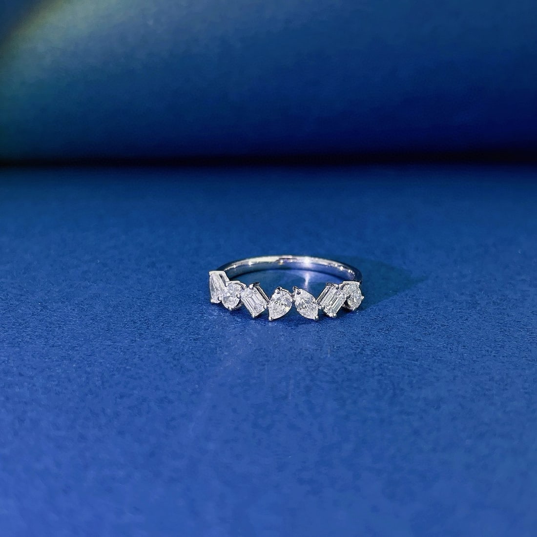 14k Gold 0.61 Ct Natural H Diamond Ring - 3