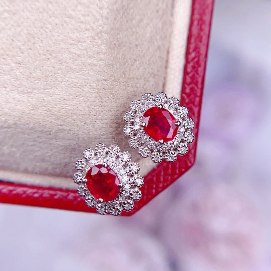 14k Gold 0.8 Ct Natural Ruby & Diamond Earrings - 4