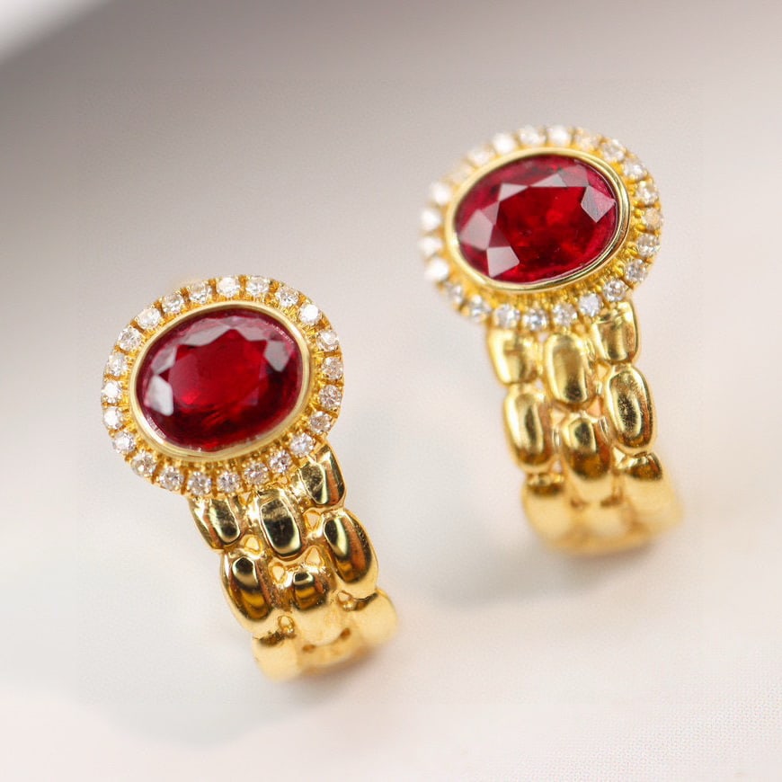 14k Gold 1.02 Ctw Natural Ruby & Diamond Earrings: Ref:230991138 // gold content:14k gold // main gemstone:ruby // shape:oval // carat weight:0. 88ct // color:red // treatment:natural // // adjacent gemstone 2 : diamond // shape:round // carat