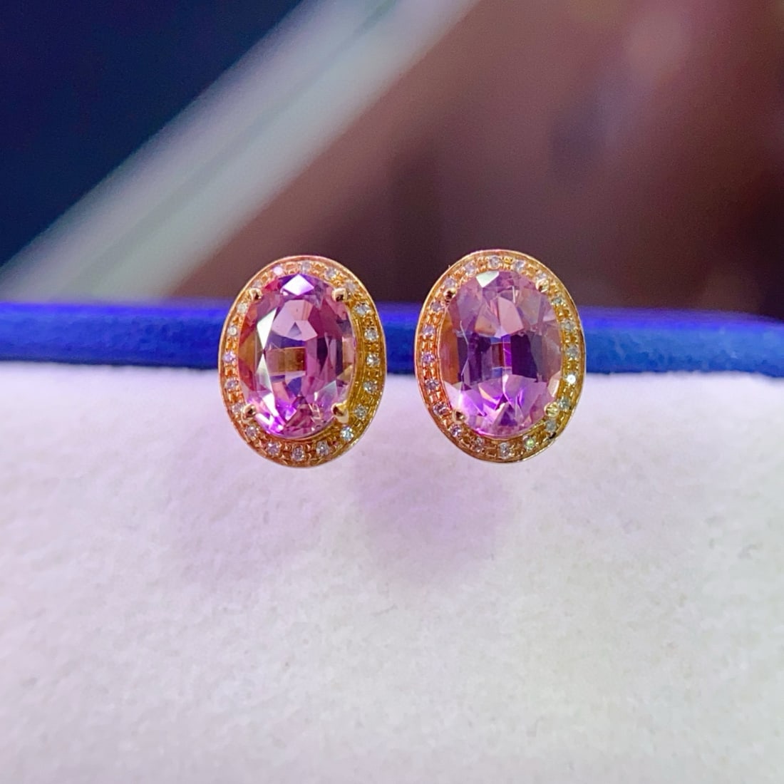 14k Gold 1.7 Ct Natural Tourmaline & Diamond Earrings: Ref:230991150 // gold content:14k gold // main gemstone:tourmaline // shape:oval // carat weight:1. 7ct // color:pink // treatment:natural // // adjacent gemstone 2 : diamond // number of stones:40