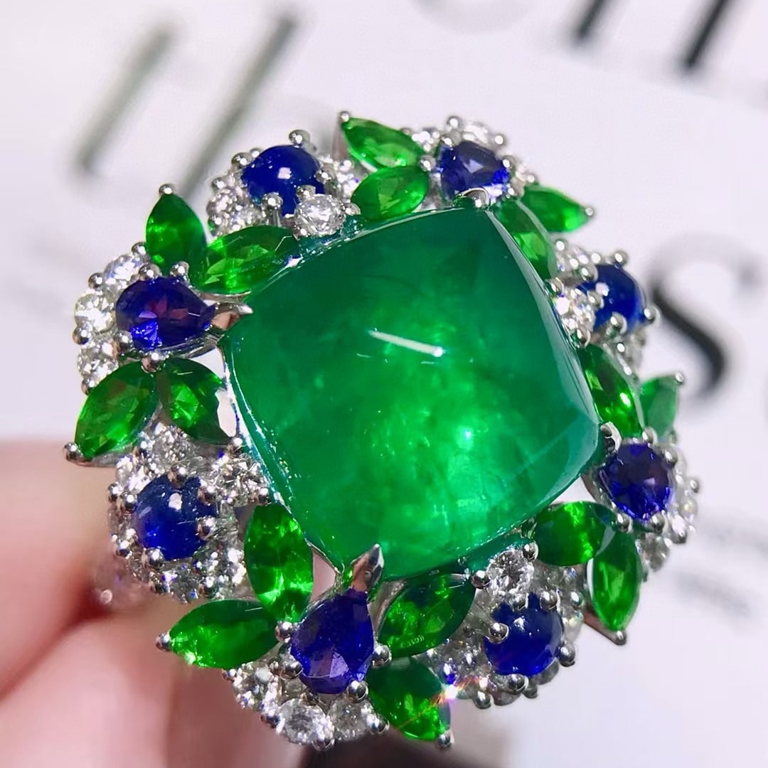 14k Gold 10.9 Ctw Natural Emerald & Coloured Gemstone & Diamond Ring: Ref:230991154 // gold content:14k gold // ring size:7. 25us // // main gemstone:emerald // shape:suger-loaf // carat weight:7. 6ct // color:green // treatment:natural // // adjacent gemstone 2 :