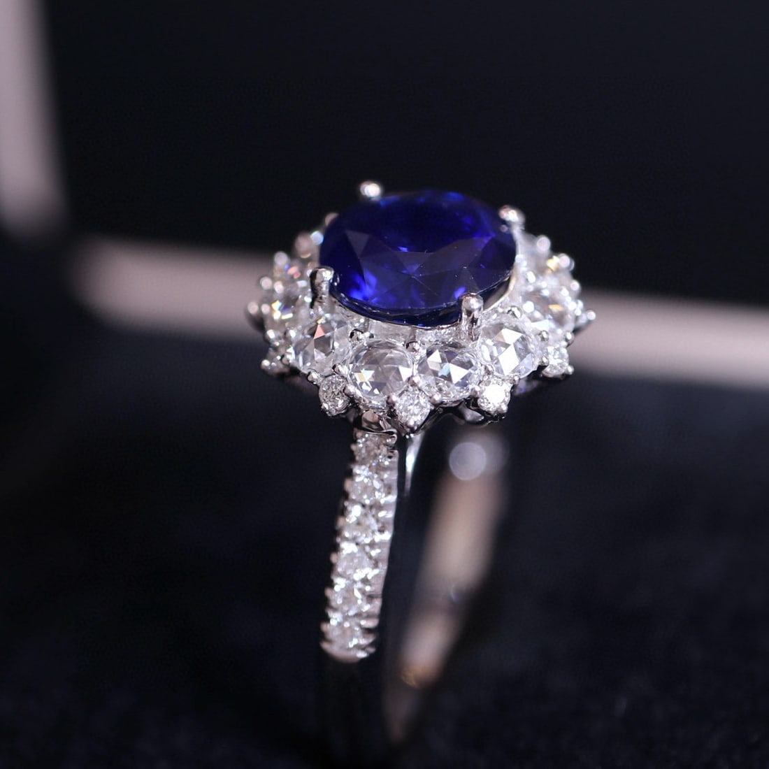 14k Gold 2.46 Ct Natural Sapphire & Diamond Ring - 4