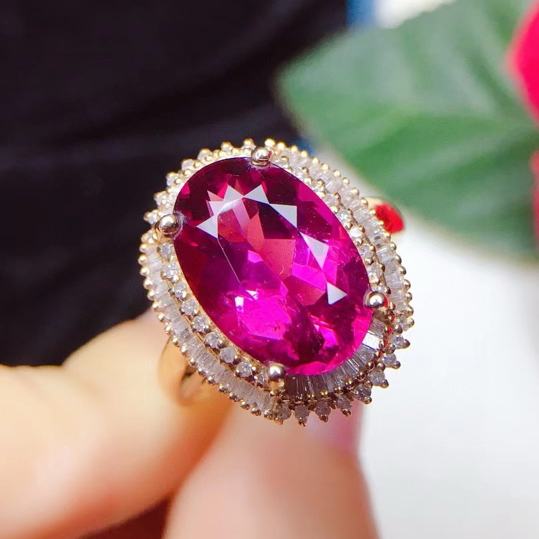 14k Gold 4.75 Ct Natural Tourmaline & Diamond Ring: Ref:230991158 // gold content:14k gold // ring size:7. 25us // // main gemstone:tourmaline // shape:oval // carat weight:4. 75ct // color:red // treatment:natural // // adjacent gemstone 2 : diamond /