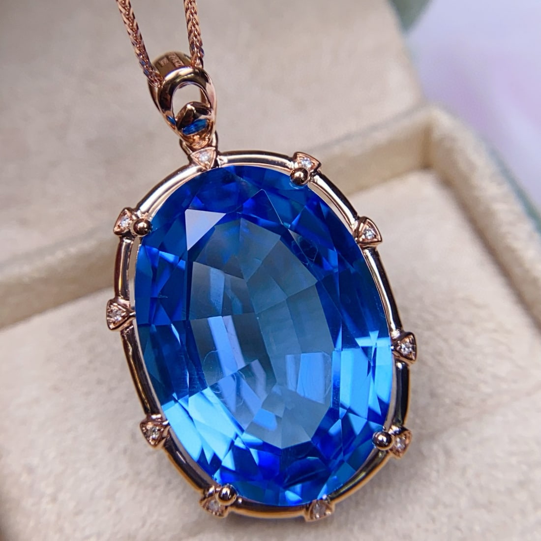 14k Gold 23.33 Ctw Natural Topaz & Diamond Pendant( Without Chain ) - 2