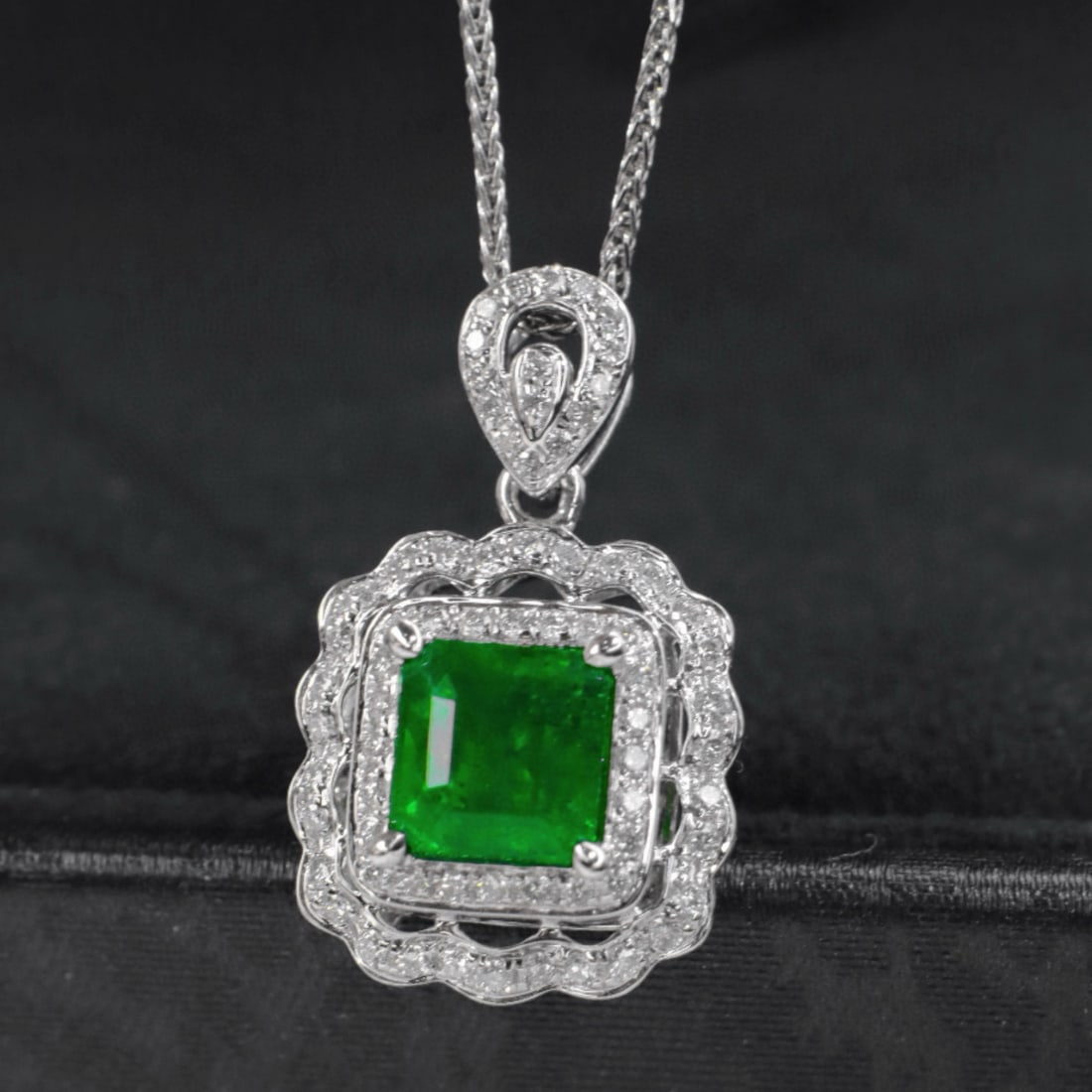 14k Gold 1.49 Ctw Natural Emerald & Diamond Pendant( Without Chain ) - 2