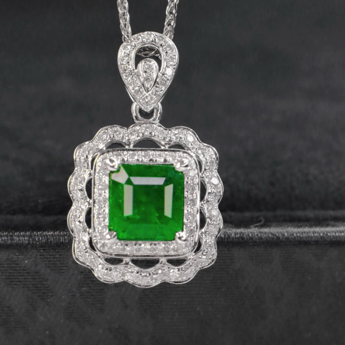 14k Gold 1.49 Ctw Natural Emerald & Diamond Pendant( Without Chain ) - 5