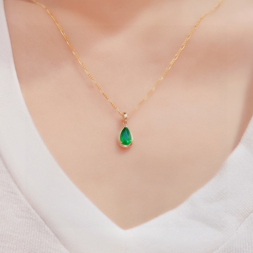 14k Gold 1.56 Ctw Natural Emerald & Diamond Pendant( Without Chain ) - 4