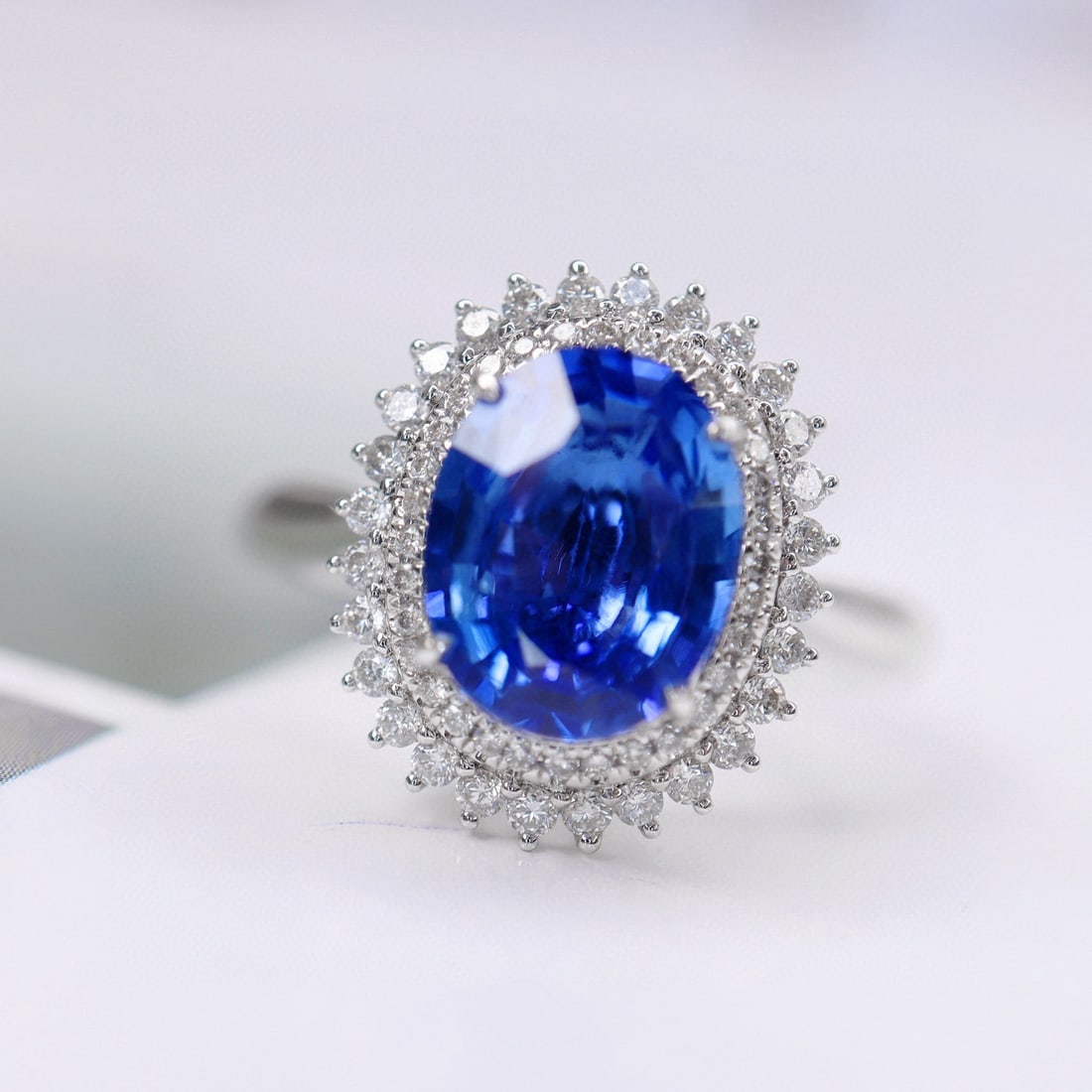 14k Gold 2.62 Ctw Natural Sapphire & Diamond Ring - 3