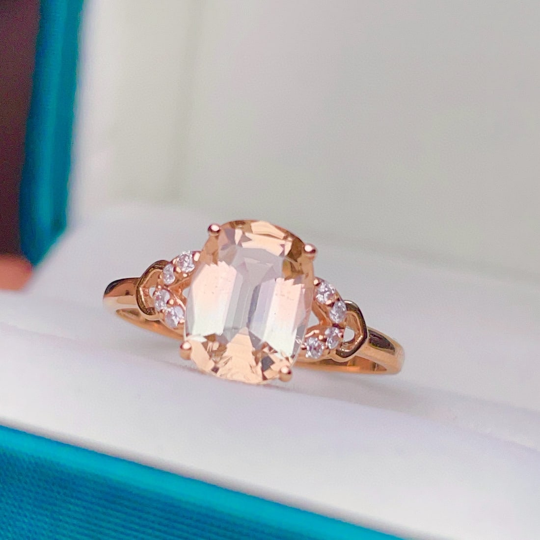 14k Gold 1.89 Ct Natural Tourmaline & Diamond Ring: Ref:230991184 // gold content:14k gold // ring size:7. 25us // // main gemstone:tourmaline // shape:cushion // carat weight:1. 89ct // clarity grade:vs-si // color:orange // treatment:natural // //