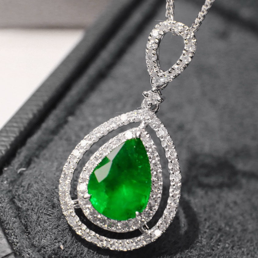 14k Gold 2.01 Ctw Vivid Green Natural Emerald & Diamond Pendant( Without Chain ) - 4
