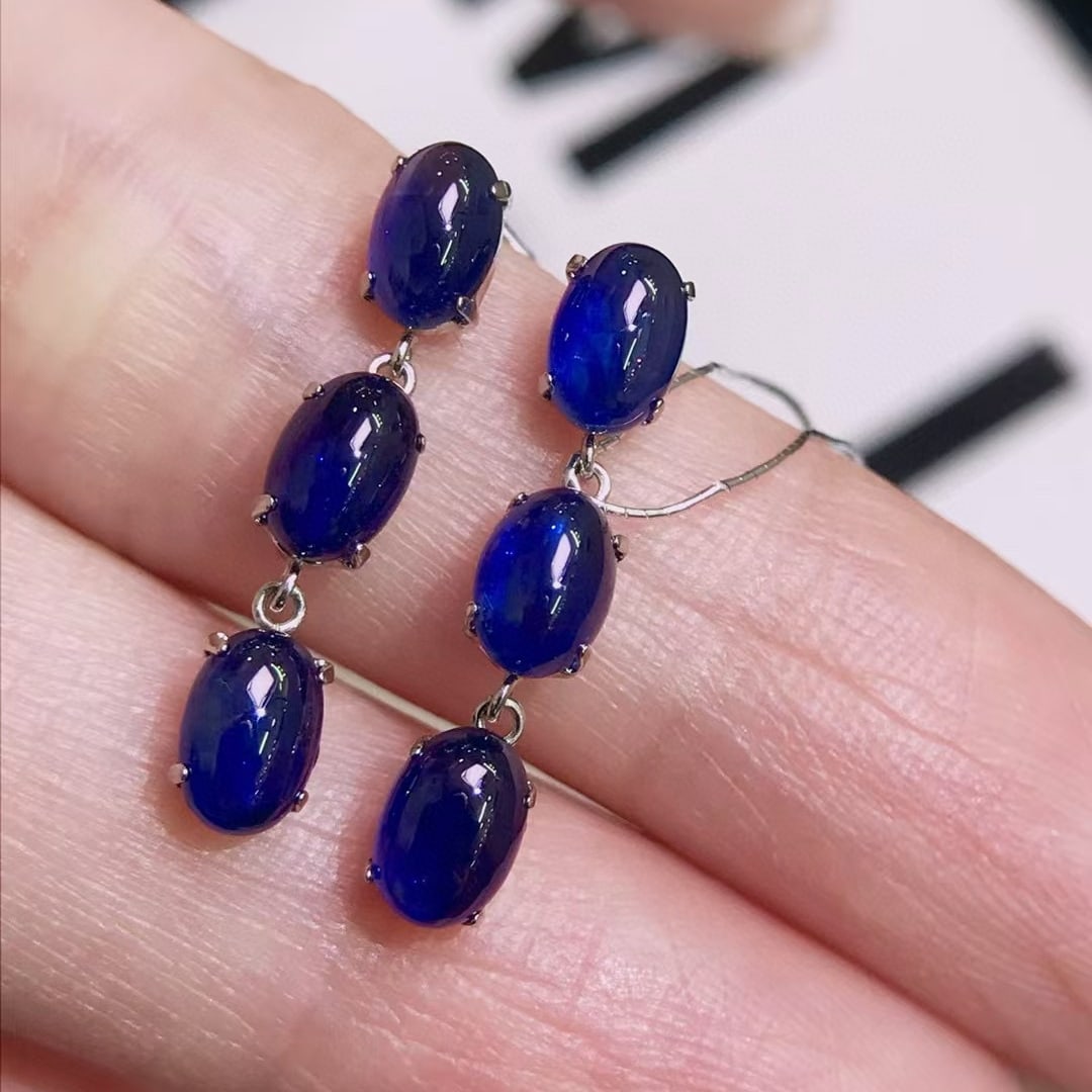 14k Gold 4.5 Ct Natural Sapphire Earrings - 2
