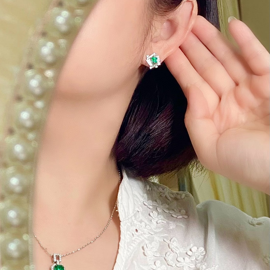 14k Gold 1.14 Ctw Natural Emerald & Diamond Earrings - 3