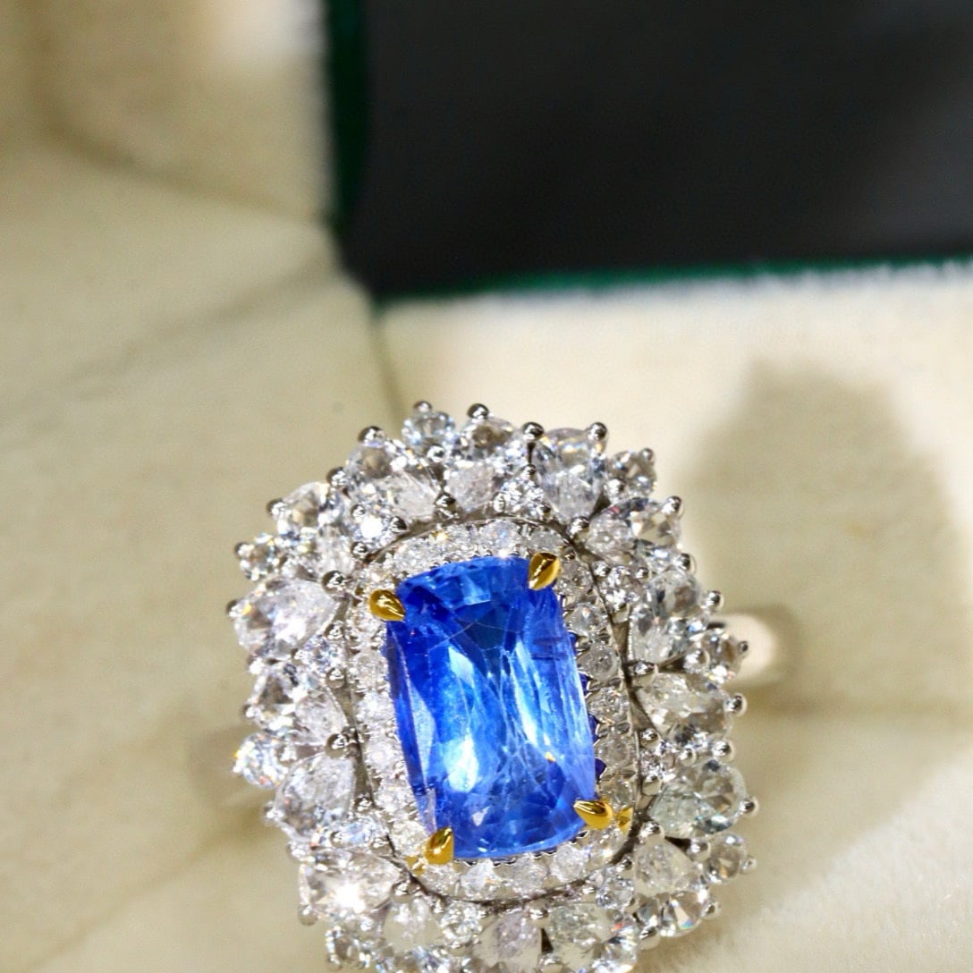14k Gold 1.44 Ctw Natural Sapphire & Diamond Ring: Ref:230991225 // gold content:14k gold // ring size:7. 25us // // main gemstone:sapphire // shape:cushion // carat weight:1. 33ct // color:blue // treatment:natural // // adjacent gemstone 2 : diamond