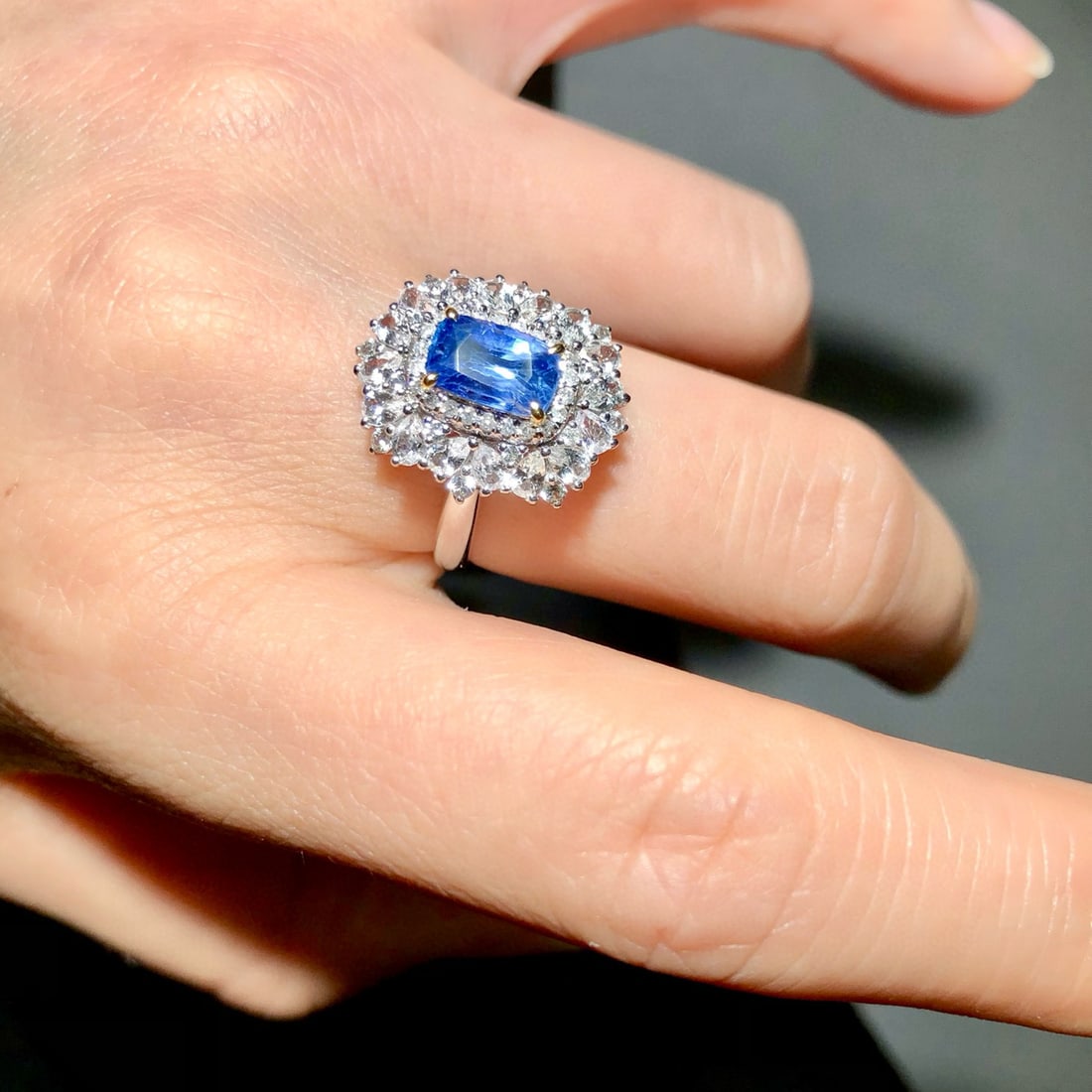 14k Gold 1.44 Ctw Natural Sapphire & Diamond Ring - 6