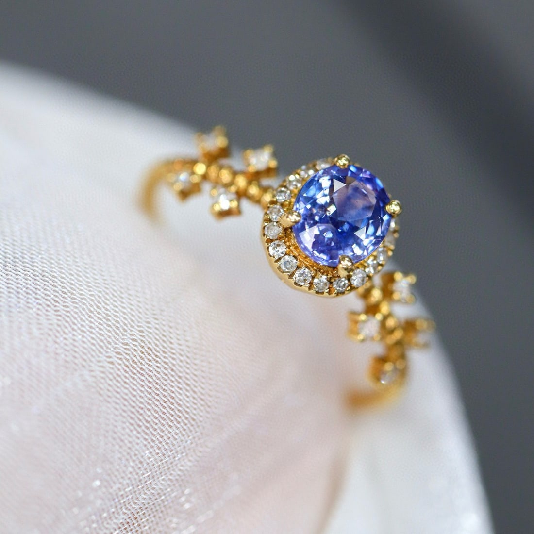 14k Gold 0.94 Ctw Natural Sapphire & Diamond Ring - 3