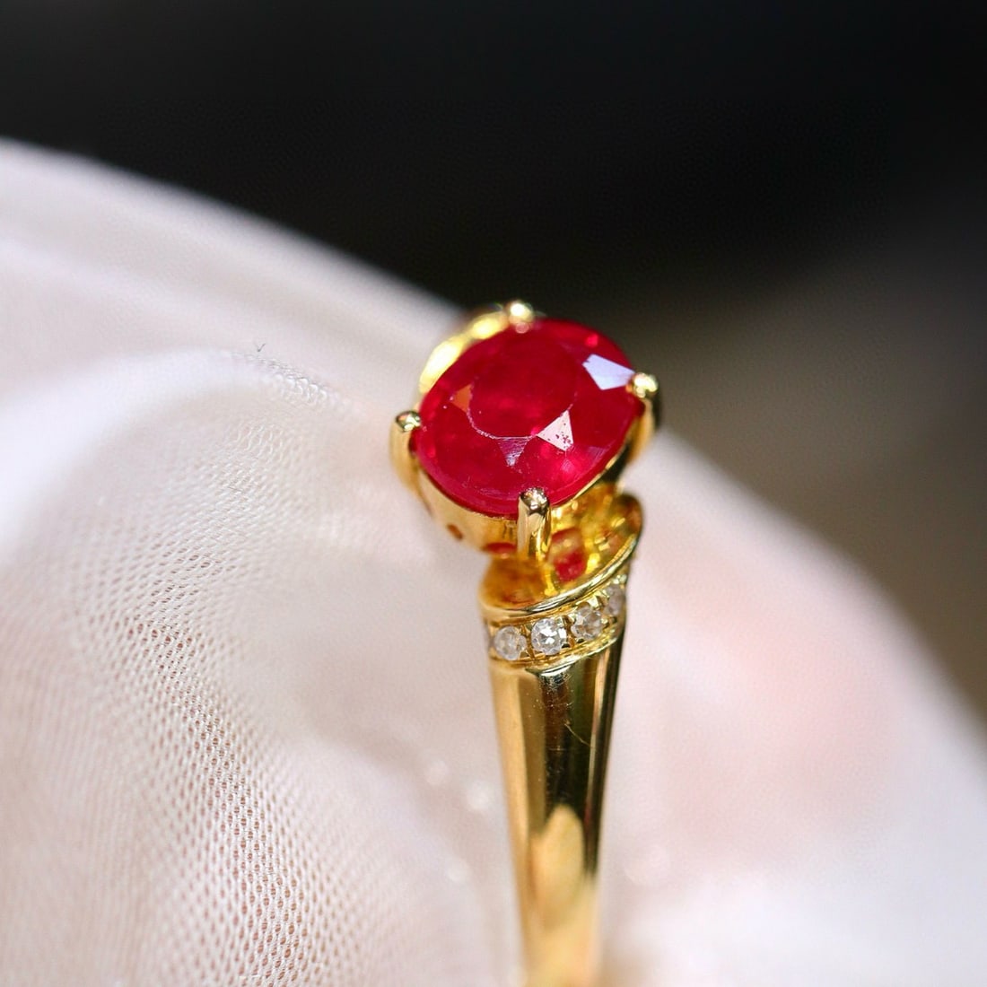 14k Gold 0.91 Ctw Natural Ruby & Diamond Ring - 2