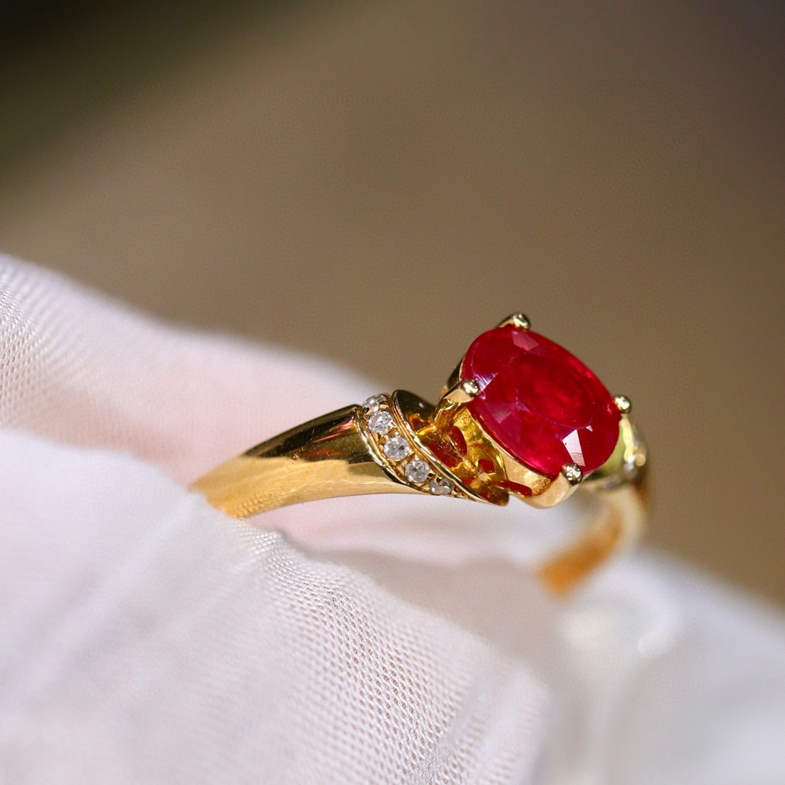 14k Gold 0.91 Ctw Natural Ruby & Diamond Ring - 3