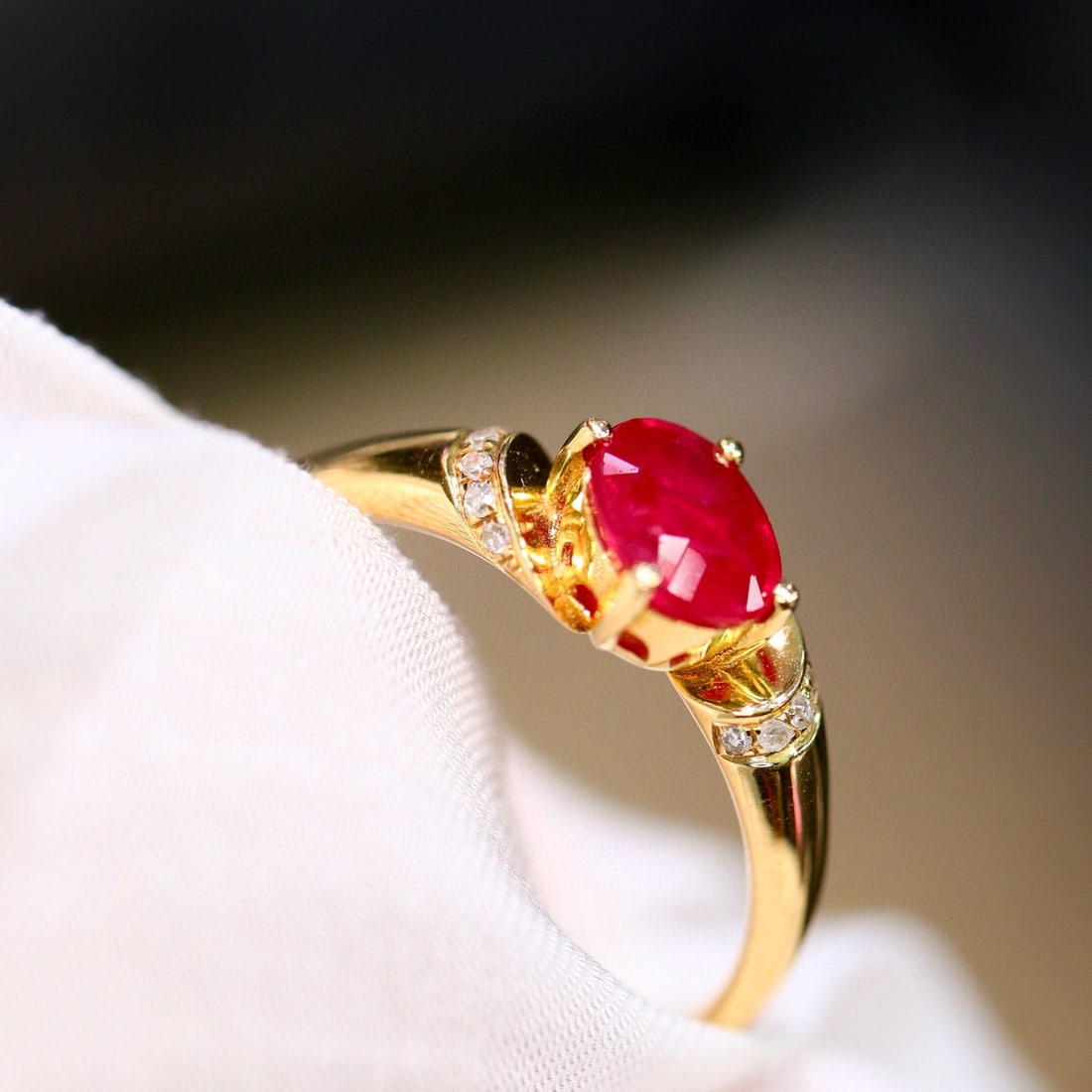 14k Gold 0.91 Ctw Natural Ruby & Diamond Ring - 5
