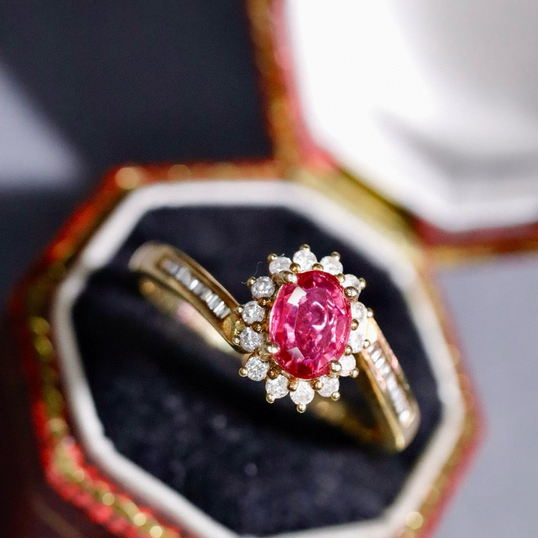 14k Gold 0.56 Ctw Natural Ruby & Diamond Ring: Ref:230991231 // gold content:14k gold // ring size:7. 25us // // main gemstone:ruby // shape:oval // carat weight:0. 35ct // color:red // treatment:natural // // adjacent gemstone 2 : diamond //