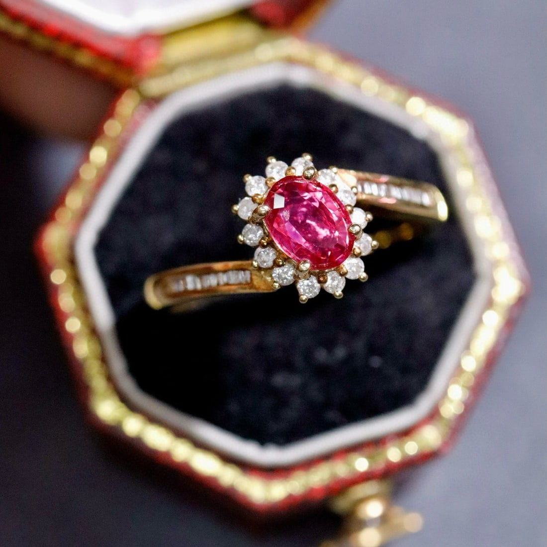 14k Gold 0.56 Ctw Natural Ruby & Diamond Ring - 6