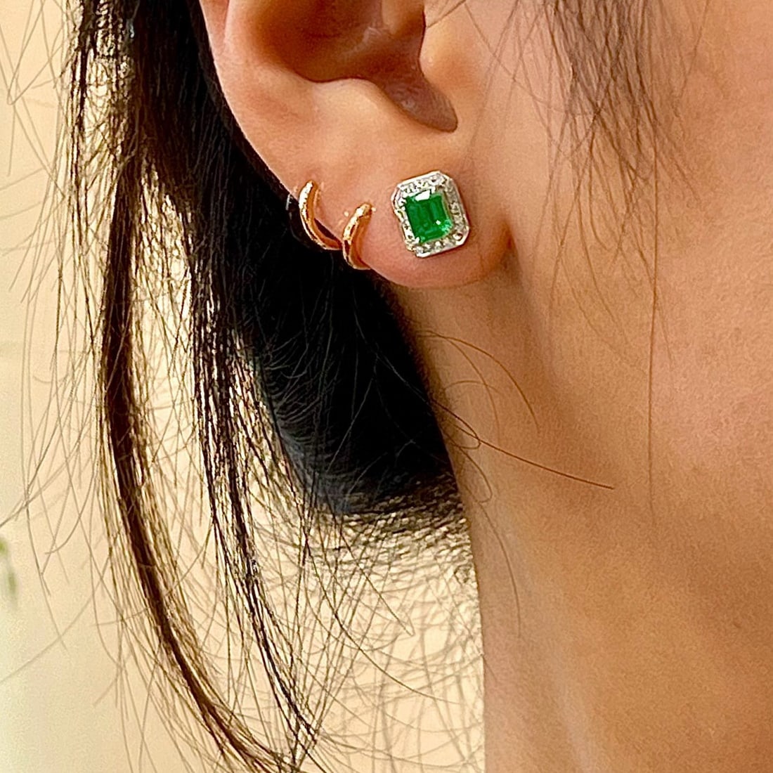 14k Gold 1.06 Ctw Natural Emerald & Diamond Earrings - 2
