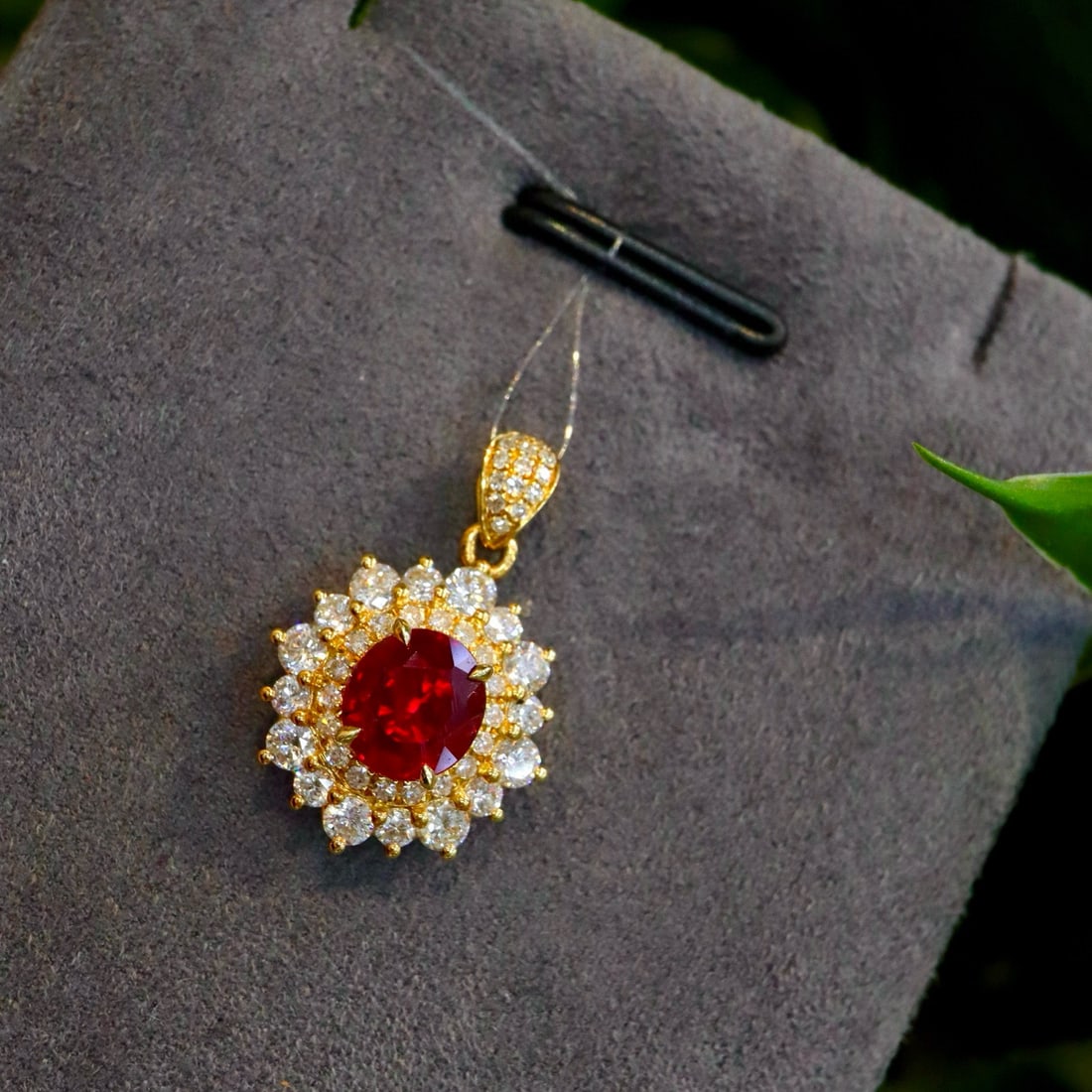 14k Gold 1.62 Ctw Vivid Red Natural Ruby & Diamond Pendant( Without Chain ) - 2