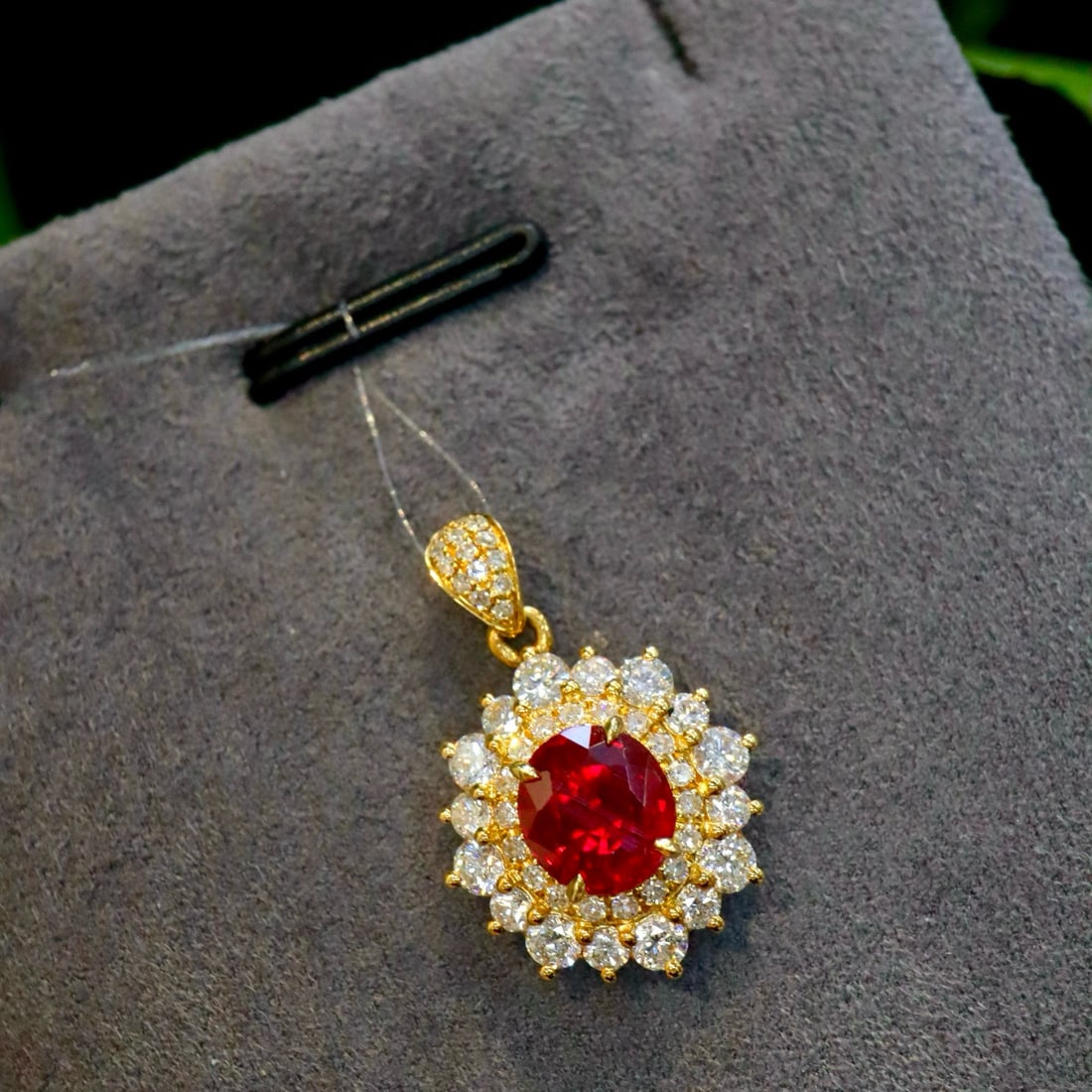 14k Gold 1.62 Ctw Vivid Red Natural Ruby & Diamond Pendant( Without Chain ) - 4