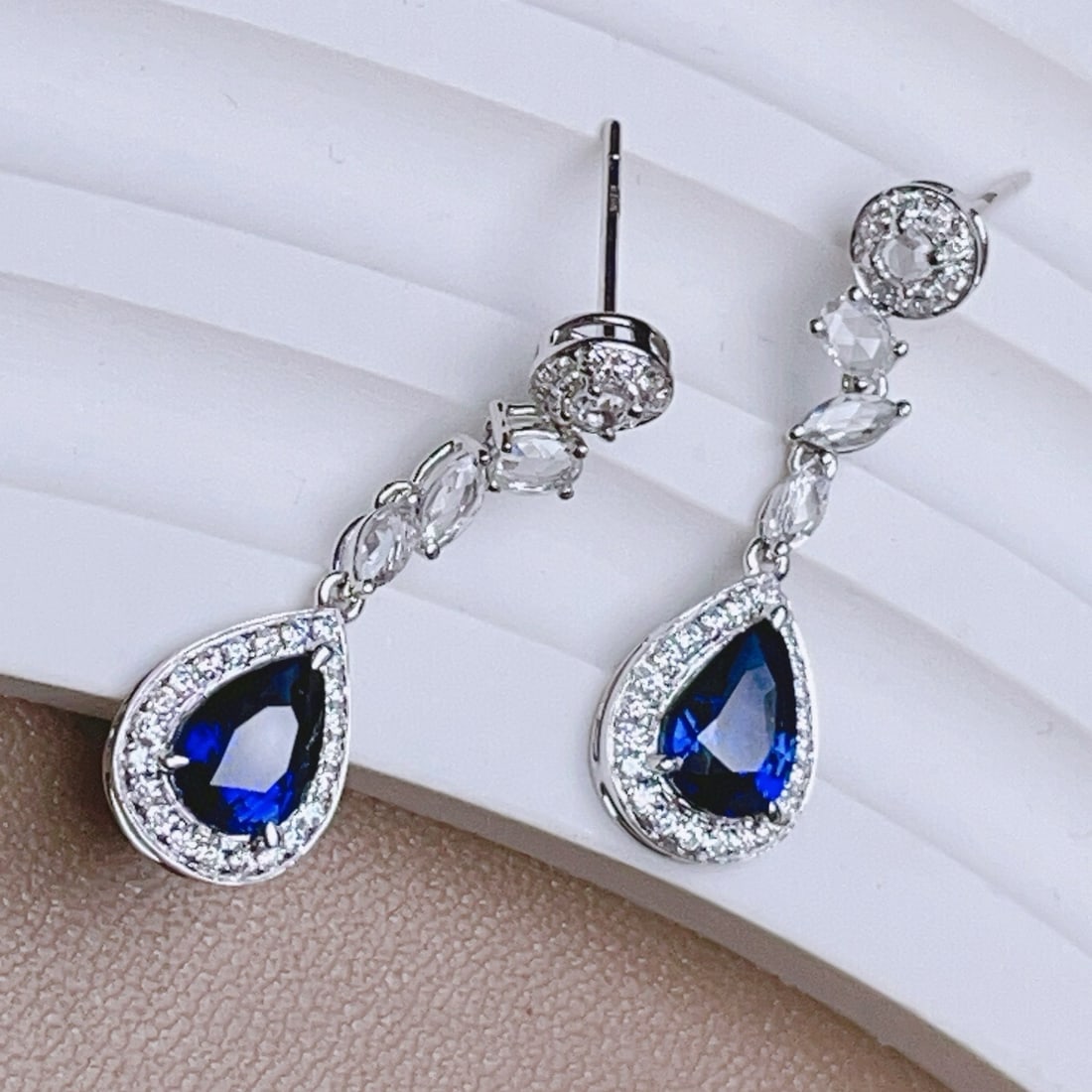 14k Gold 2.7 Ctw Natural Sapphire & Diamond Earrings - 4