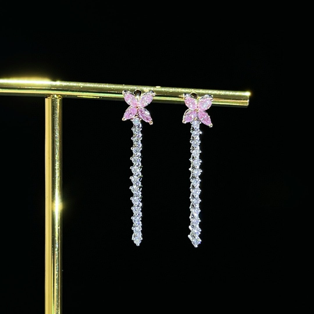 14k Gold 0.49 Ctw Natural Pink Diamond & Diamond Earrings: Ref:230991248 // gold content:14k gold // main gemstone:pink diamond // shape:marquise // carat weight:0. 26ct // color:pink // treatment:natural // // adjacent gemstone 2 : diamond // shape:round //