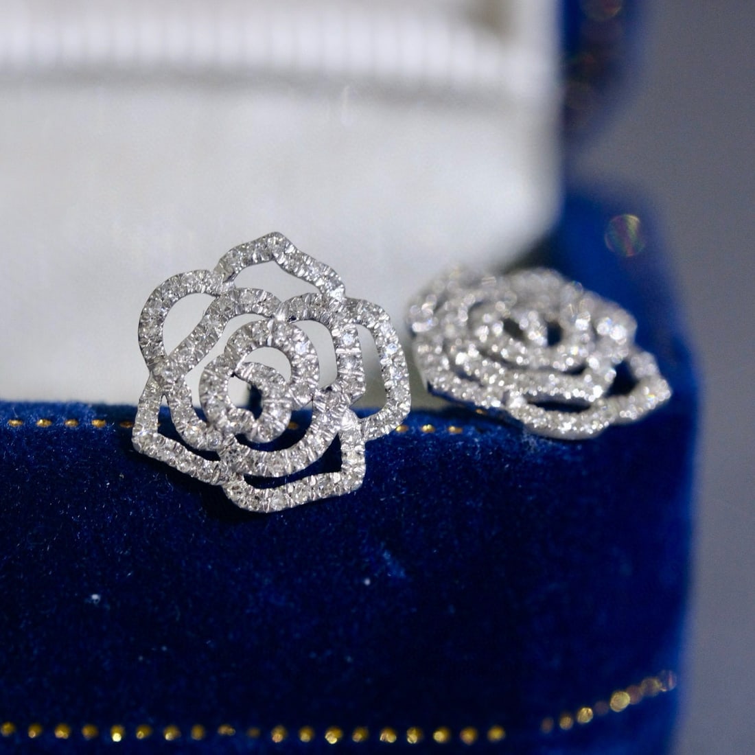 14k Gold 0.22 Ct Natural H Diamond Earrings - 2