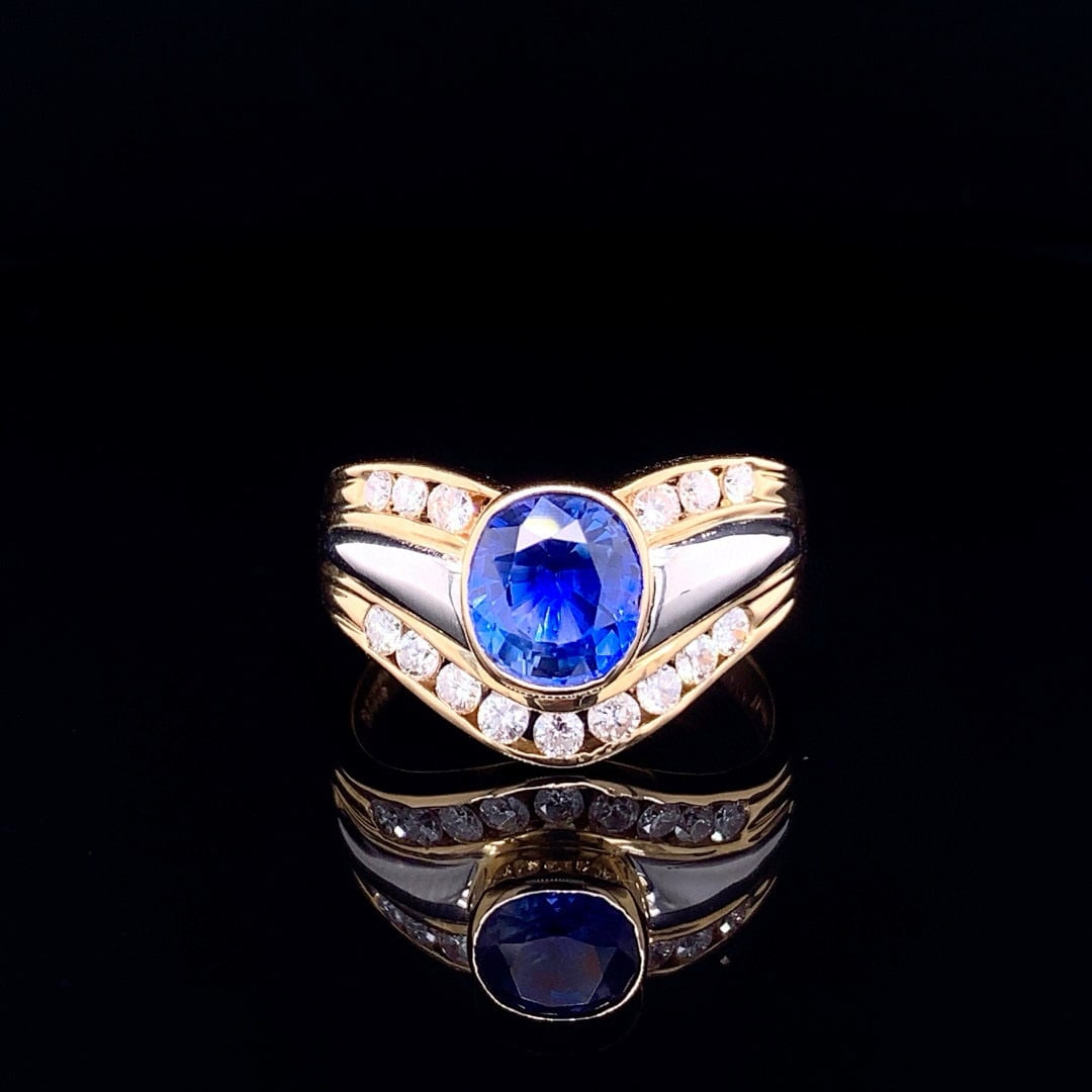14k Gold 2.35 Ctw Natural Sapphire & Diamond Ring: Ref:230992013 // gold content:14k gold // ring size:7. 25us // // main gemstone:sapphire // shape:oval // carat weight:1. 85ct // color:blue // treatment:natural // // adjacent gemstone 2 : diamond