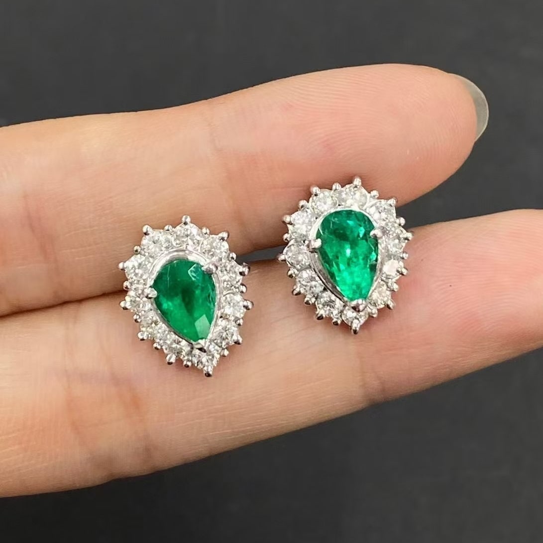 14k Gold 2.65 Ctw Vivid Green Natural Emerald & Diamond Earrings - 2