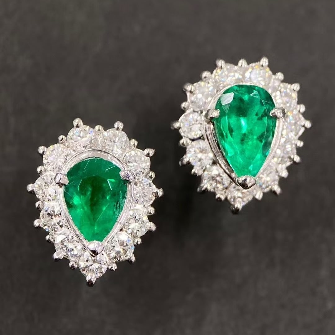 14k Gold 2.65 Ctw Vivid Green Natural Emerald & Diamond Earrings - 4