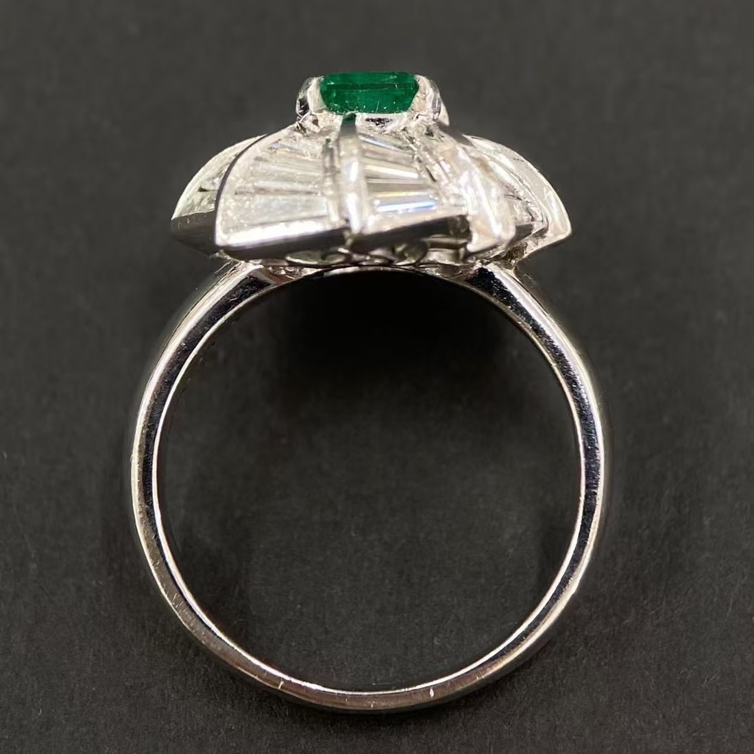 14k Gold 2.78 Ctw Vivid Green Natural Emerald & Diamond Ring - 4