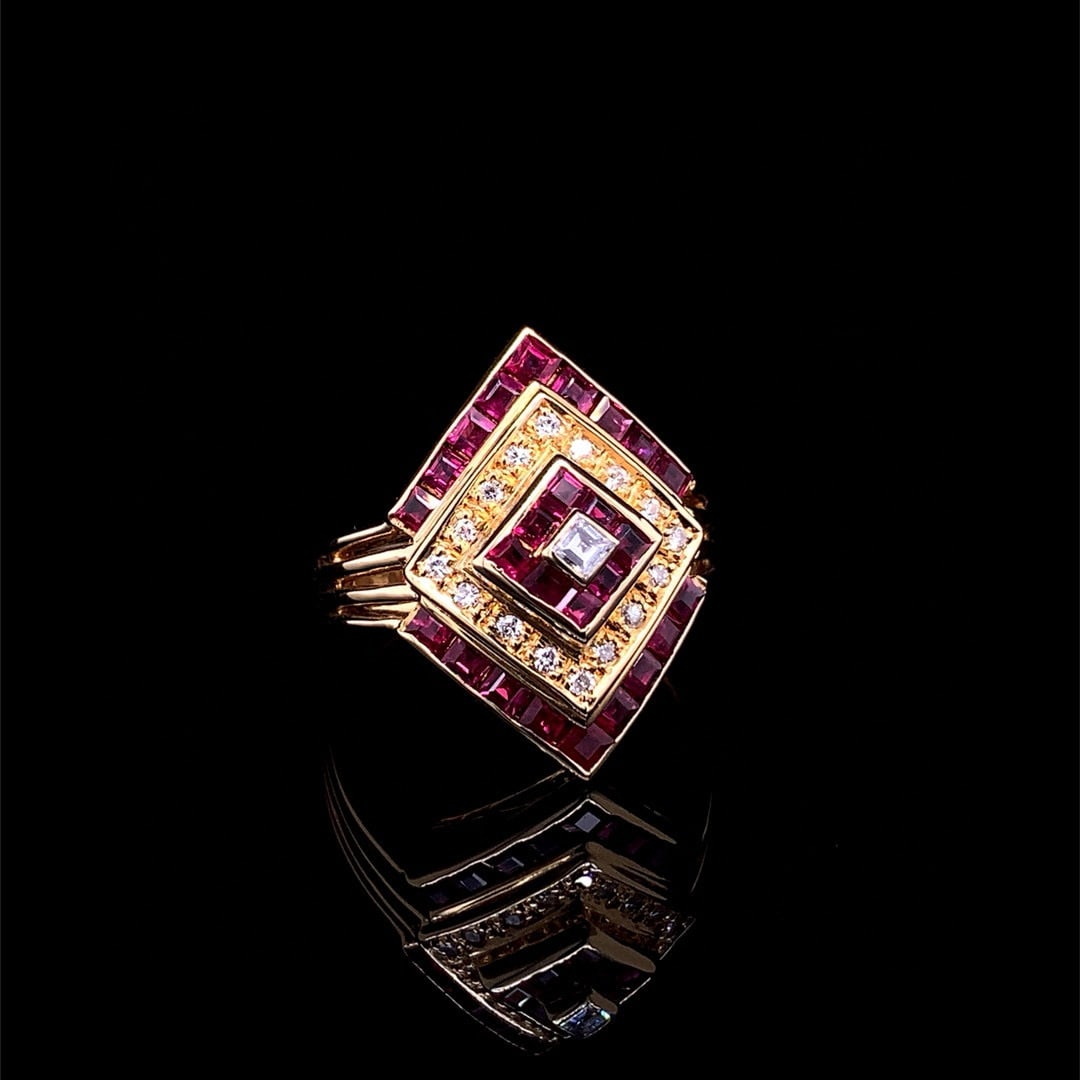 14k Gold 1.56 Ctw Natural Ruby & Diamond Ring - 2