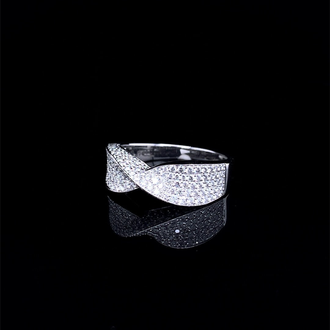 14k Gold 0.96 Ct Natural H Diamond Ring - 3
