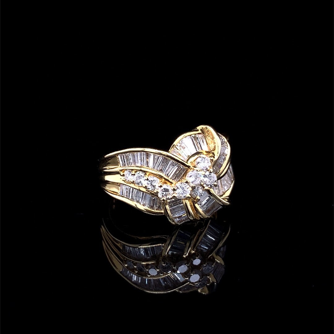 14k Gold 2.10 Ct Natural H Diamond Ring - 4