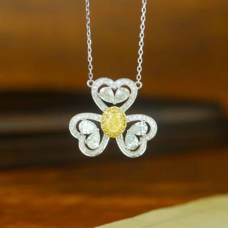 14k Gold 1.31 Ctw Natural Yellow Diamond & Diamond Necklace: Ref:230992045 // gold content:14k gold // main gemstone:yellow diamond // shape:oval // carat weight:0. 28ct // color:yellow // treatment:natural // // adjacent gemstone 2 : diamond // shape:multiply 