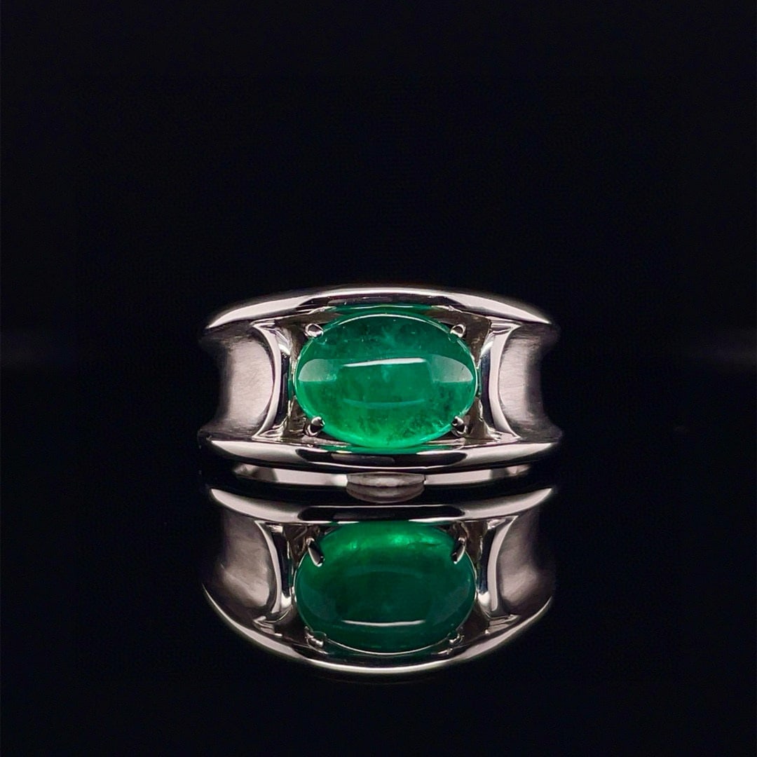 14k Gold 3.69 Ct Vivid Green Natural Emerald Ring: Ref:230992048 // gold content:14k gold // ring size:7. 25us // // main gemstone:emerald // shape:oval // carat weight:3. 69ct // color:vivid green // treatment:natural // Condition: New Low Estimate: