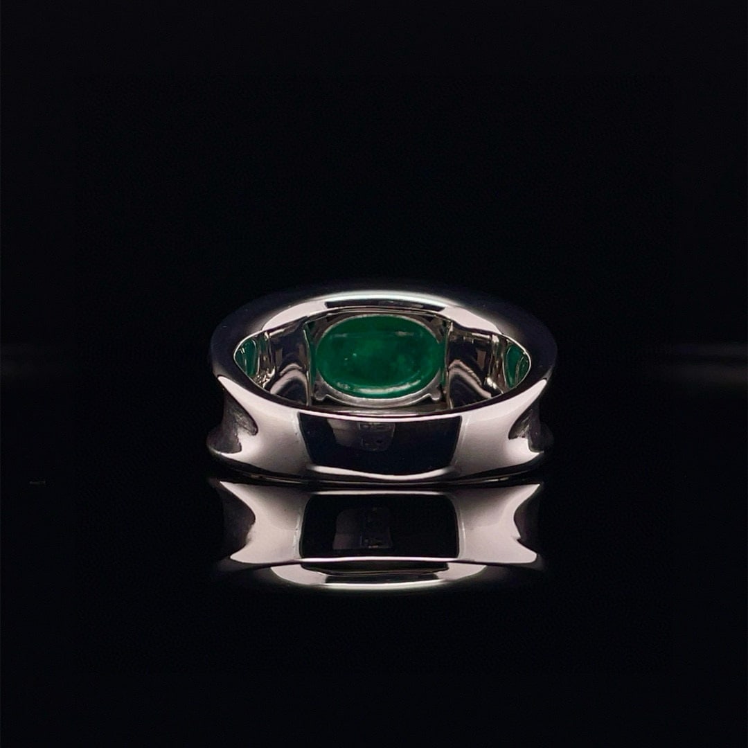 14k Gold 3.69 Ct Vivid Green Natural Emerald Ring - 4