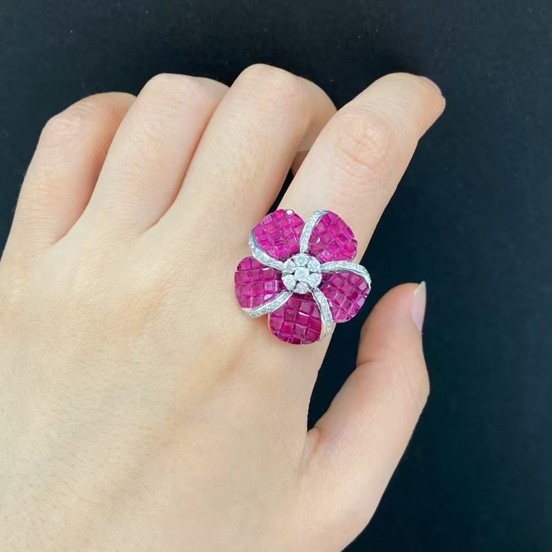 14k Gold 6.15 Ctw Natural Ruby & Diamond Ring - 2