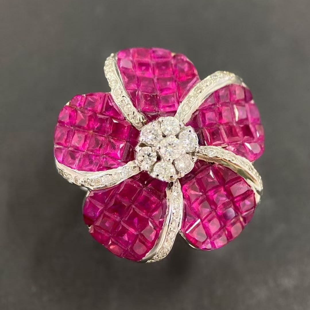 14k Gold 6.15 Ctw Natural Ruby & Diamond Ring - 3