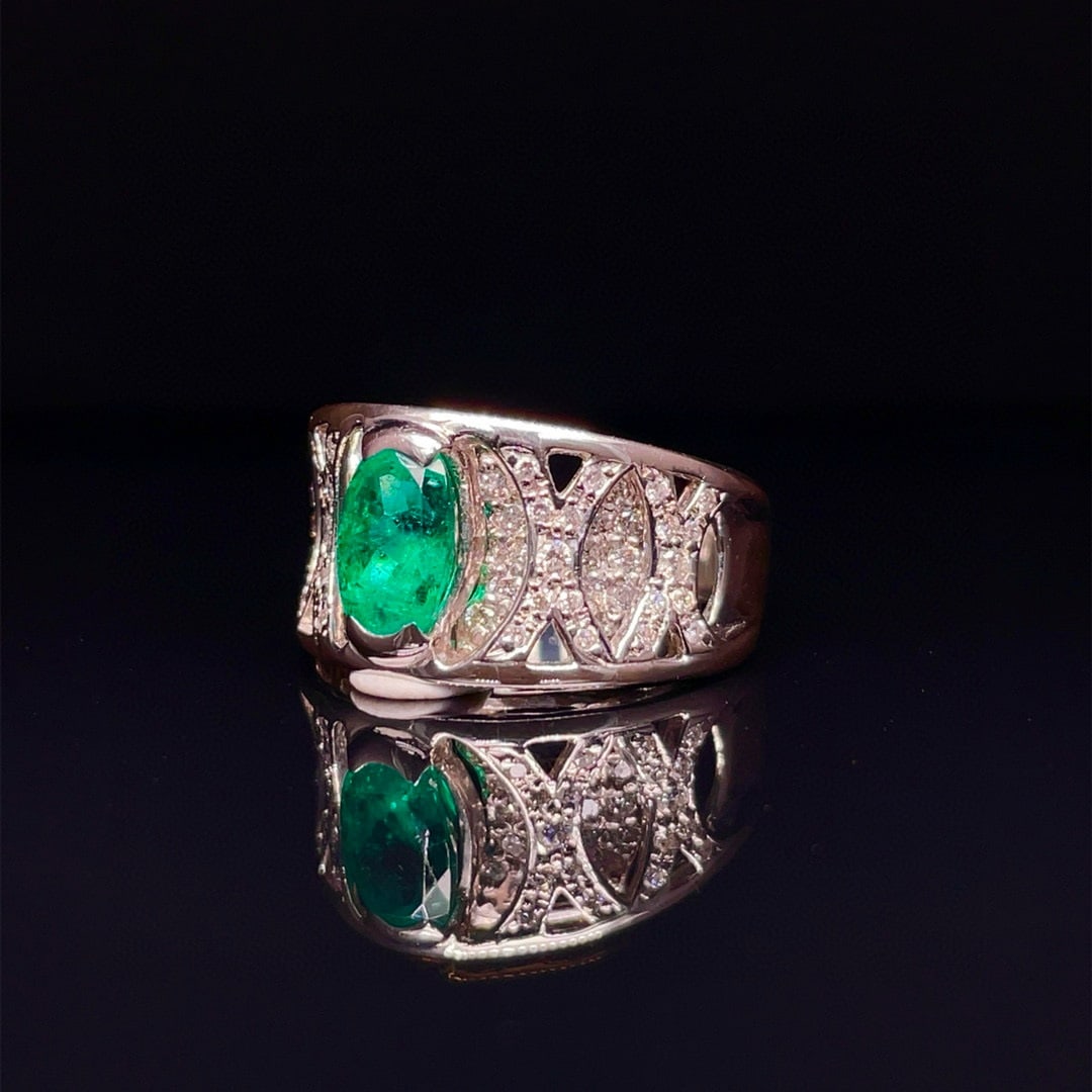 14k Gold 1.81 Ctw Vivid Green Natural Emerald & Diamond Ring - 2