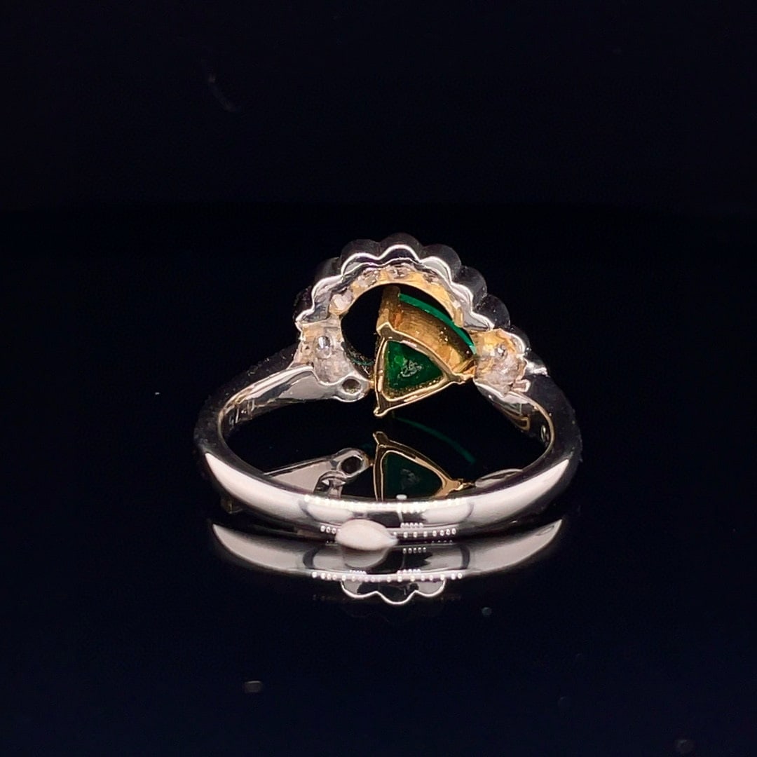 14k Gold 1.01 Ctw Vivid Green Natural Emerald & Diamond Ring - 4