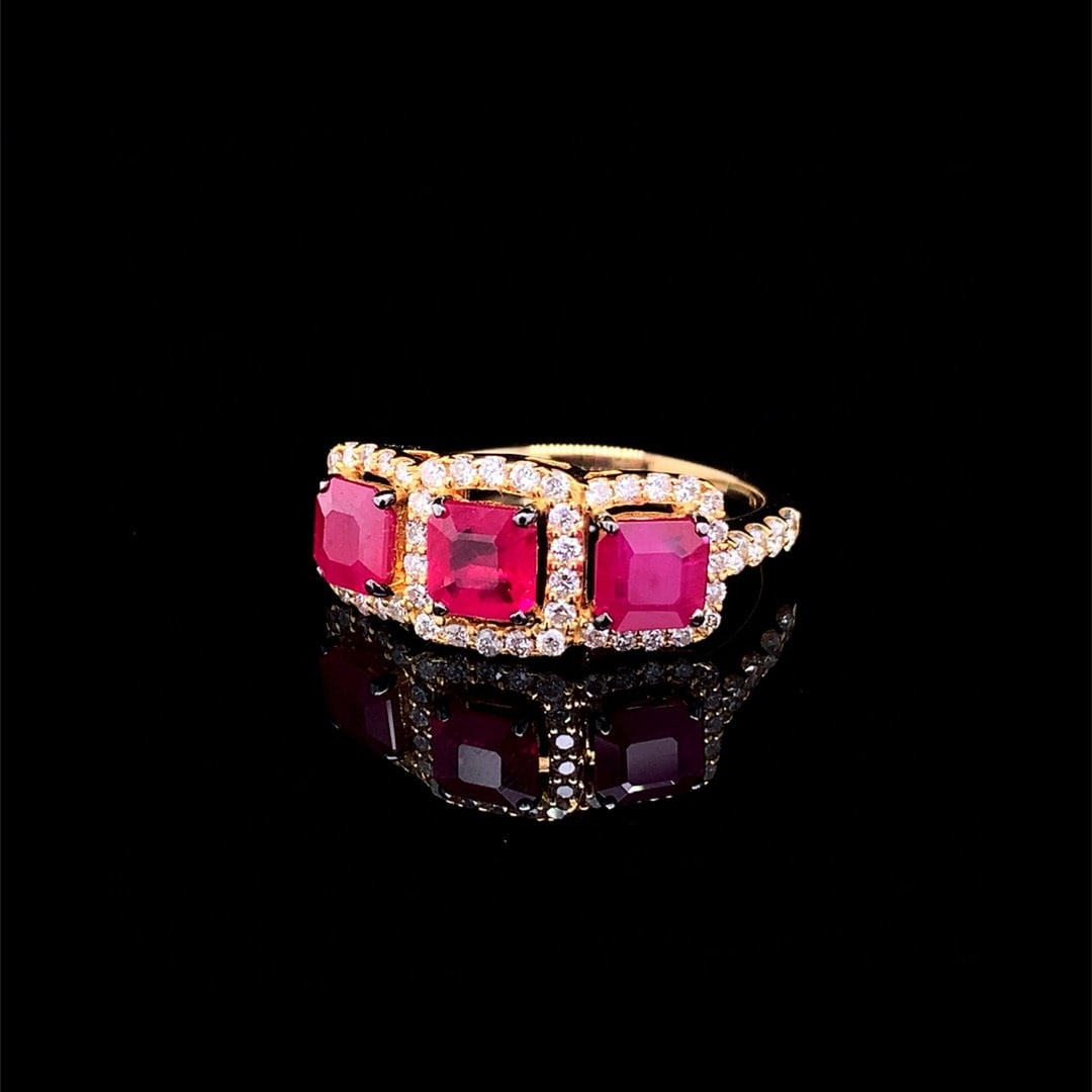 14k Gold 2.35 Ctw Natural Ruby & Diamond Ring - 4